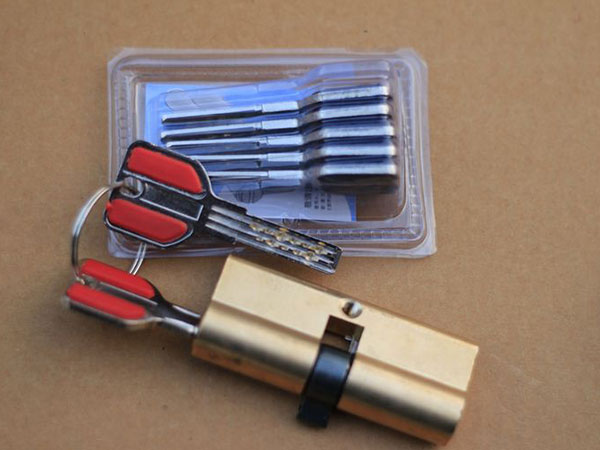 贡山24小时上门开锁公司